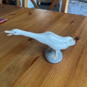 Precious vintage ceramic LLadro Duck